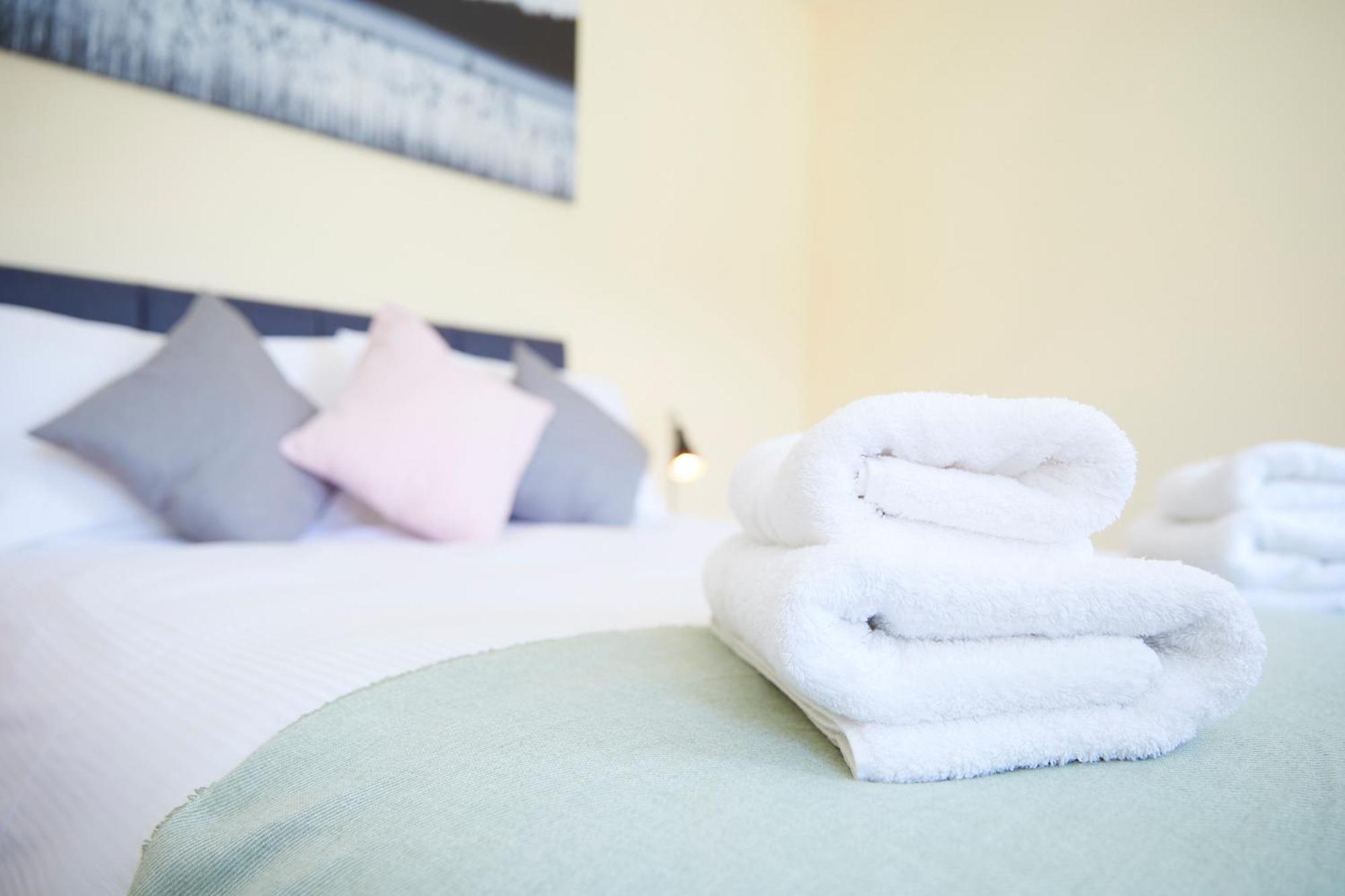 25 Newborough By Stay In 斯卡伯勒 外观 照片